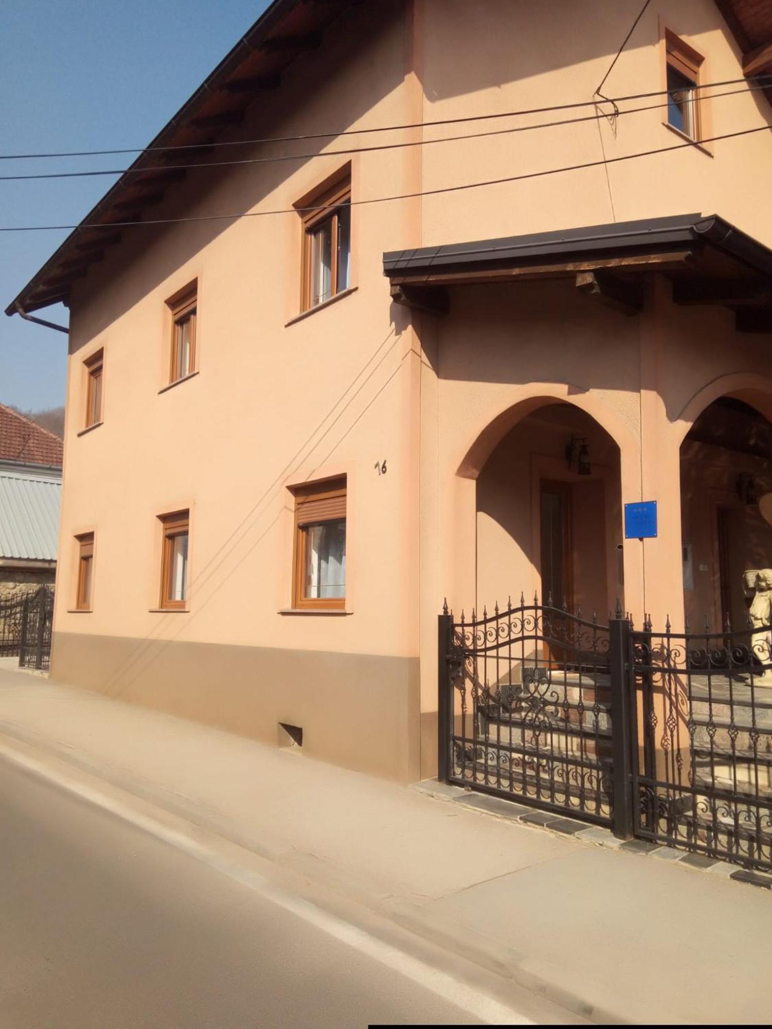 Studio Apartman Kika Otočac المظهر الخارجي الصورة